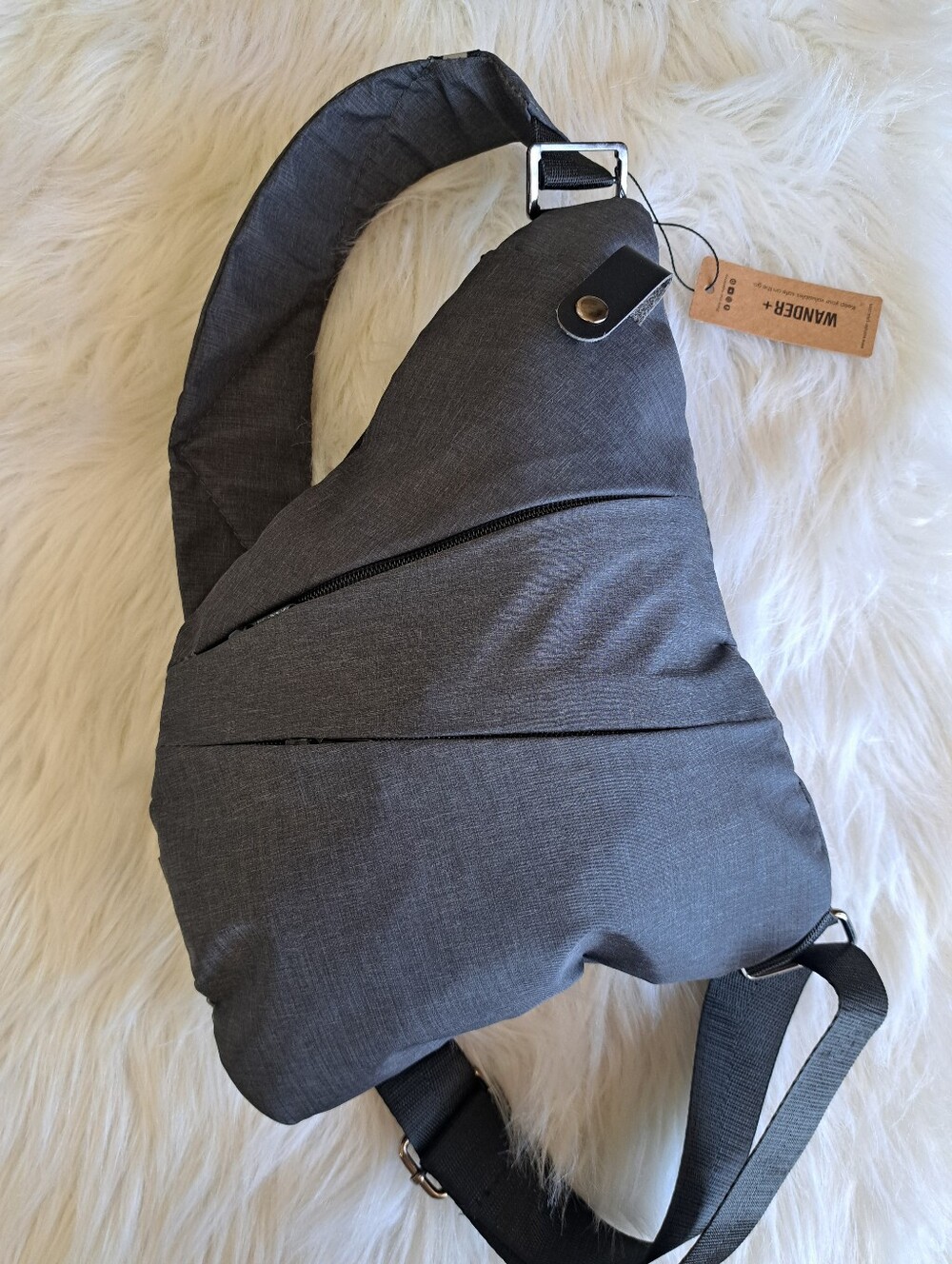 New Gray Swing Bag From Wander - Picture 5 of 14
